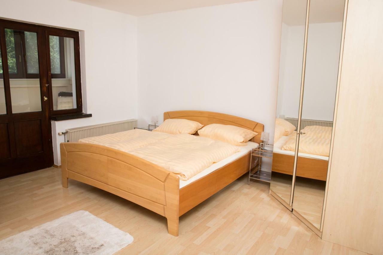 Ferienwohnung An Der Burg Windeck Buitenkant foto