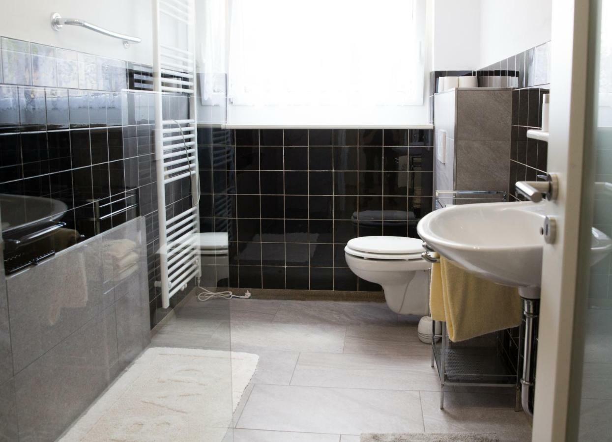 Ferienwohnung An Der Burg Windeck Buitenkant foto